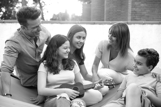 Teen Cell Phone Contract: A Guide for Intentional Parents